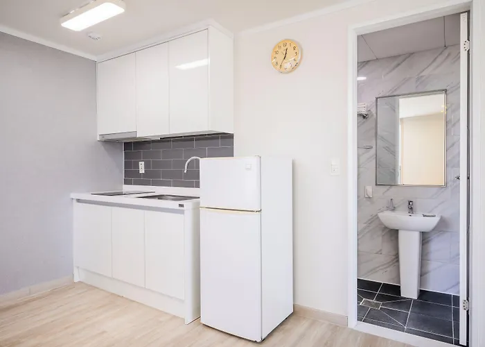 Hotel Pol-a Haeundae 3*