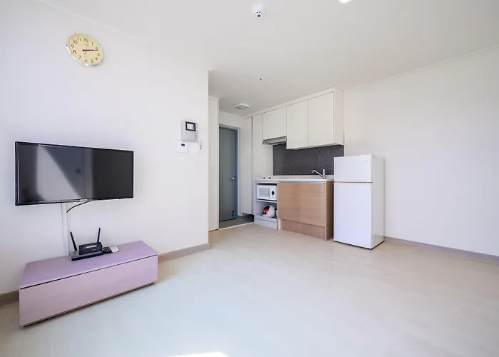 Pol-a Haeundae Hotel 3*